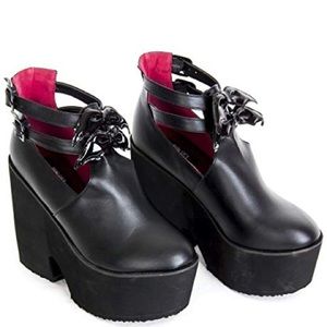 Iron fist Too Fly super Boot